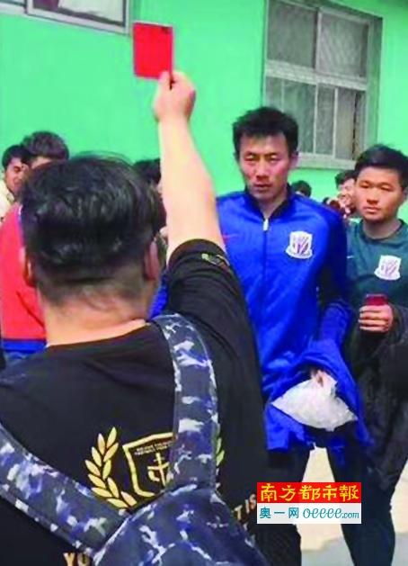 5月美图：霍建华遭“调戏” 刘亦菲献戛纳首秀 2016-06-03 5月的电影饕餮属于戛纳，尽管本届电影节没有华语片参赛，但一众华语女星还是如滔滔江水般涌向戛纳红毯，李冰冰、巩俐、赵涛早已是红毯常客，刘亦菲、王智、倪妮则是首次亮相。